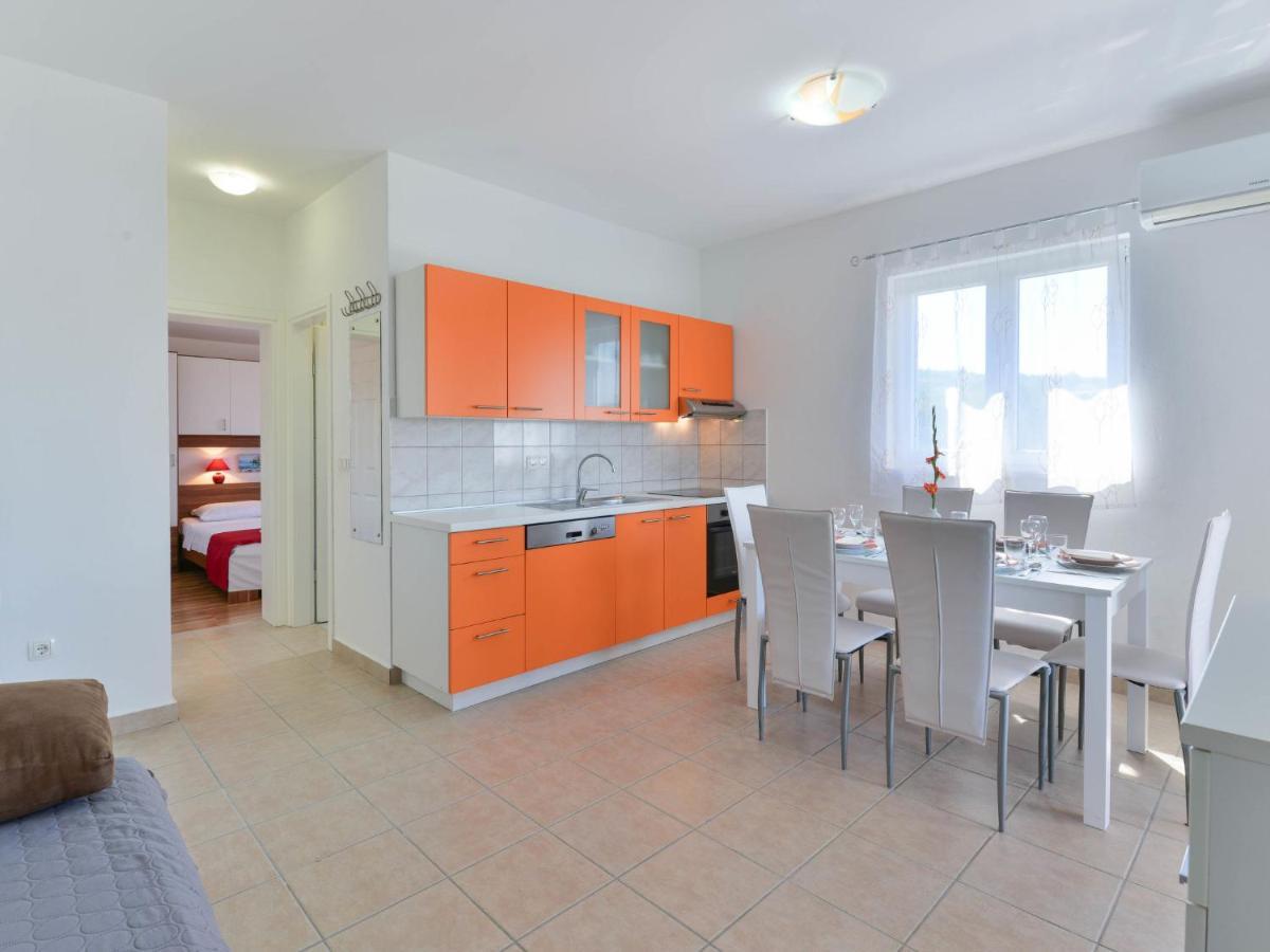 Apartment Matas - Srd318 By Interhome Рованьска Екстер'єр фото