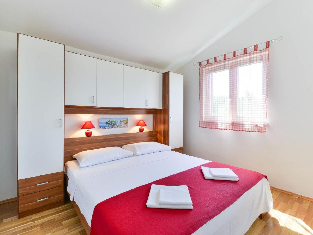 Apartment Matas - Srd318 By Interhome Рованьска Екстер'єр фото